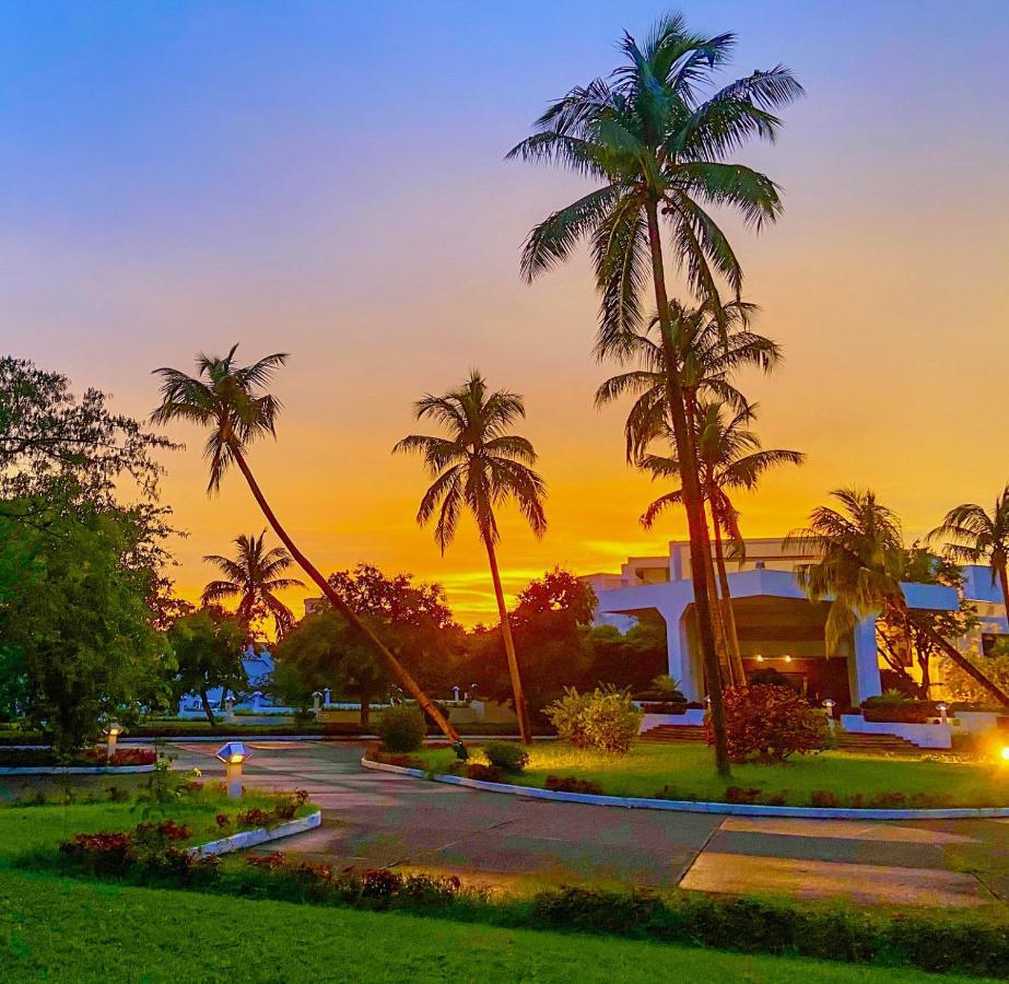 Hotel Trident Bhubaneswar Exterior foto