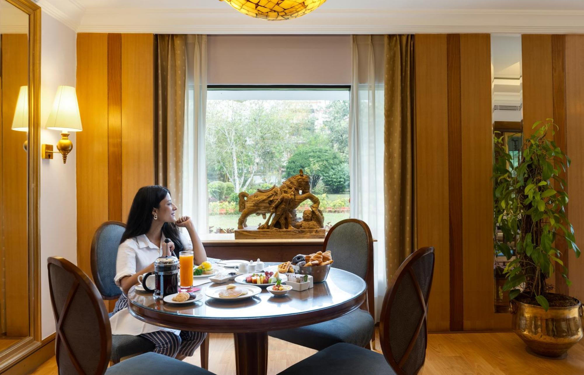 Hotel Trident Bhubaneswar Exterior foto
